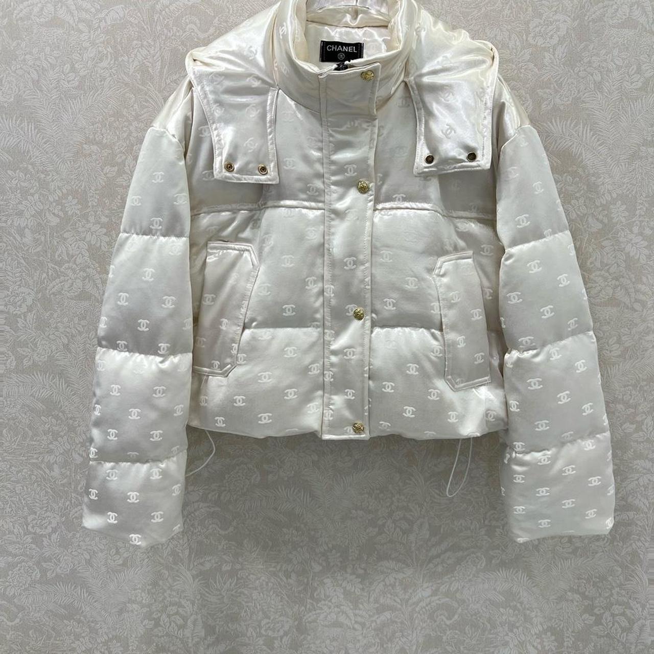 Chanel Women's white Coats
