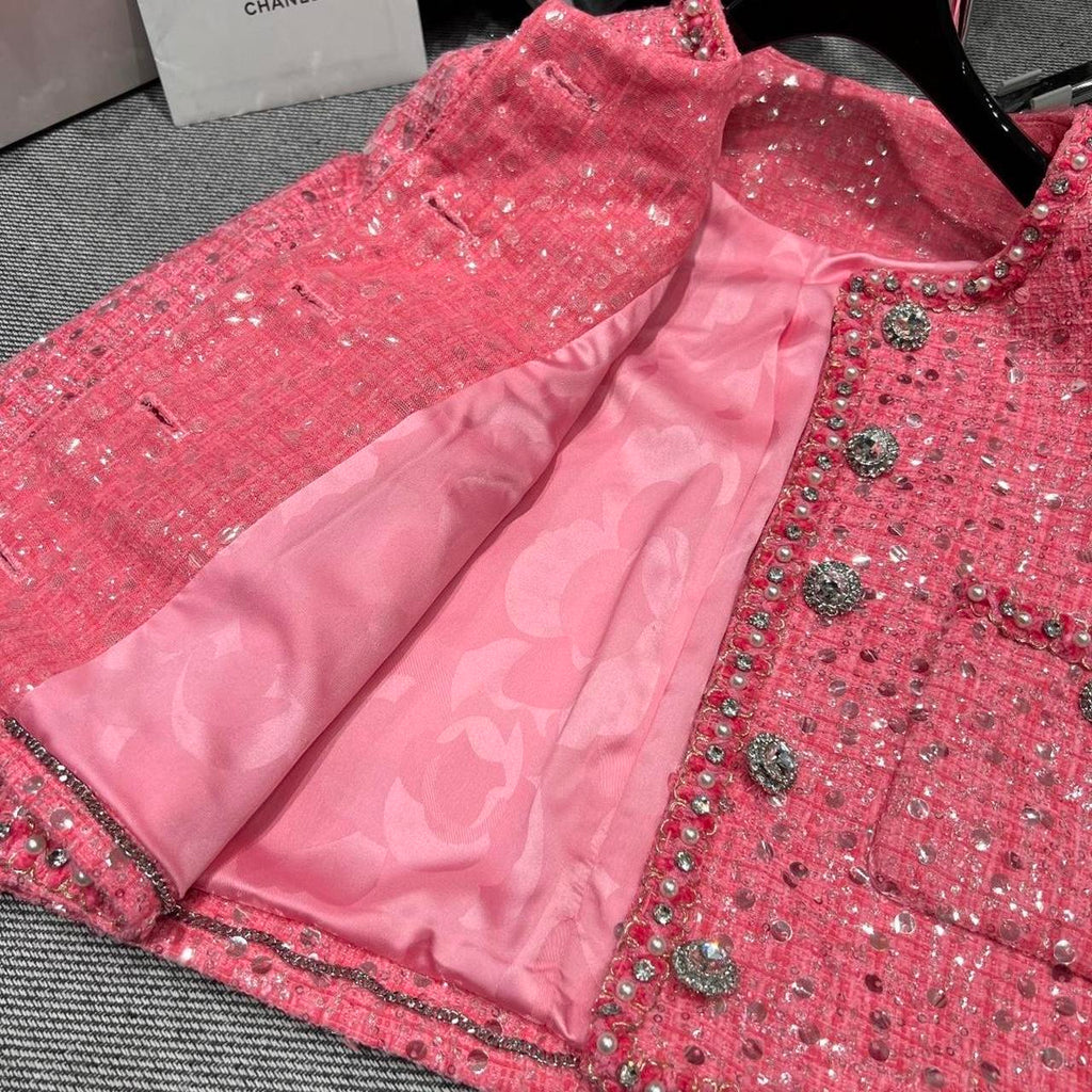 Chanel Women's pink Coats