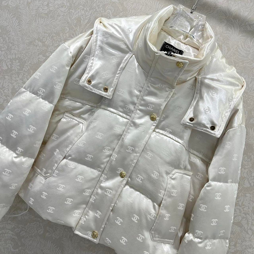 Chanel Women's white Coats