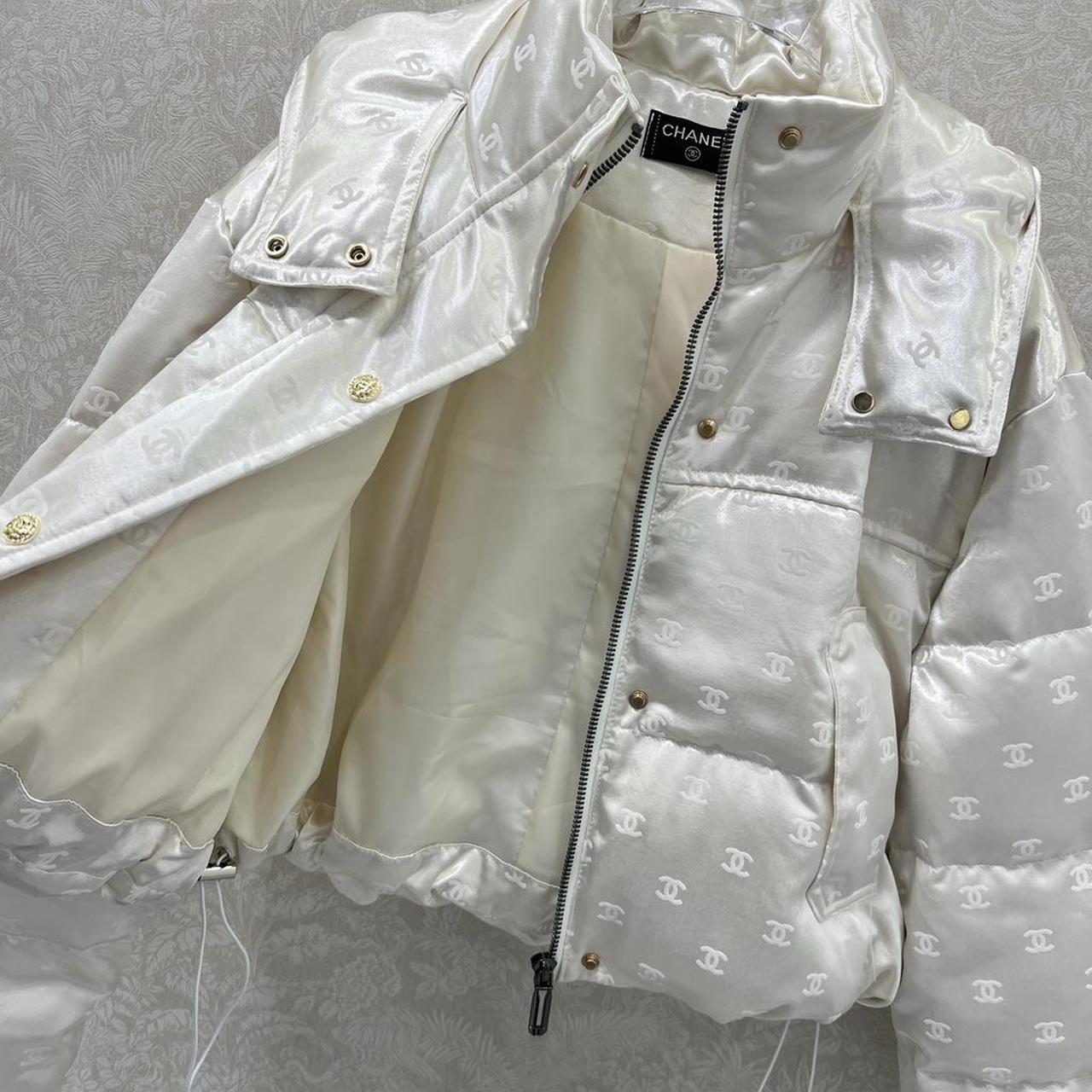 Chanel Women's white Coats